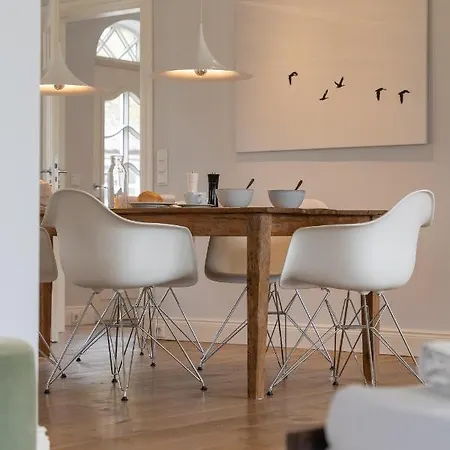 Kapitaenshaus West Oldsum