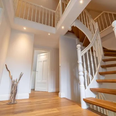 Kapitaenshaus West *